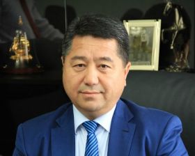 Нуржан Алибаев, замакима Кызылординской области, отвечает на 10 вопросов Vласти