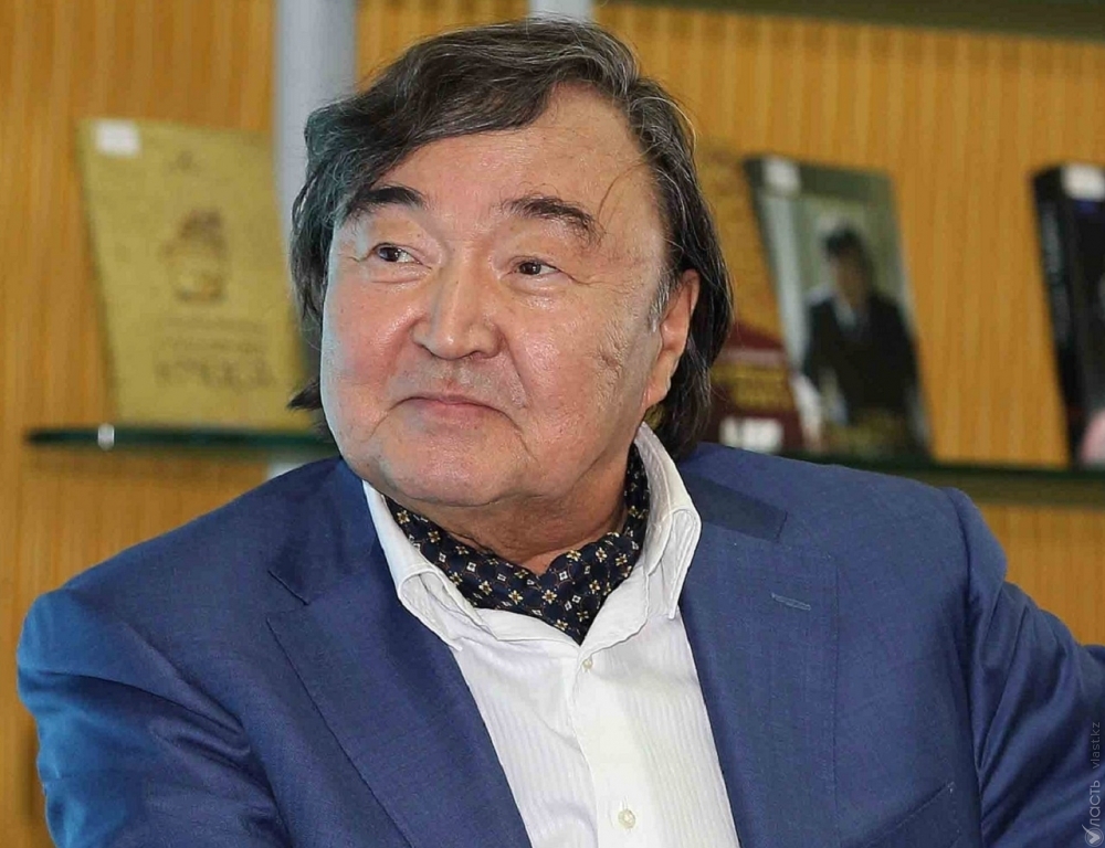 Президент присвоил Олжасу Сулейменову, отмечающему 80-летний юбилей,  высшую степень отличия  «Қазақстанның Еңбек Ері» 