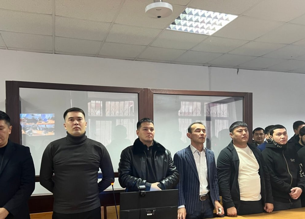 Пятерых экс-полицейских в Атырау осудили за пытки задержанного