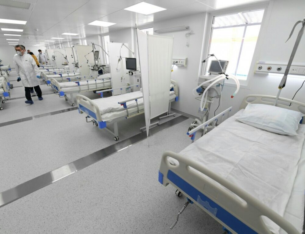 В Алматы началось строительство второй модульной инфекционной больницы