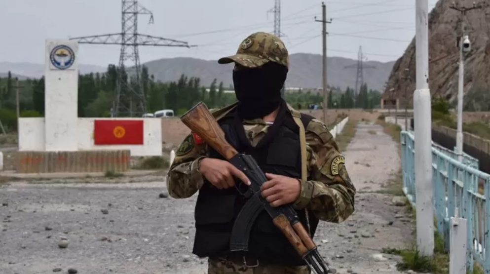 Конфликт на кыргызско-таджикской границе: есть погибшие и раненые