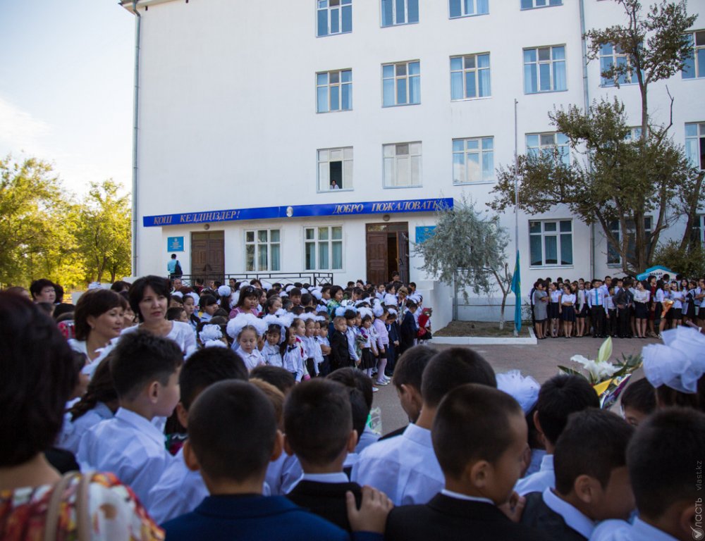 Депутаты «потеряли» 12 школ по программе «Нурлы жол»