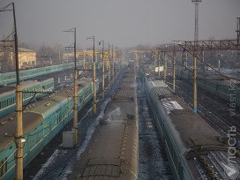 В Казахстане из-за аномальных морозов скорость пассажирских поездов будет ограничена