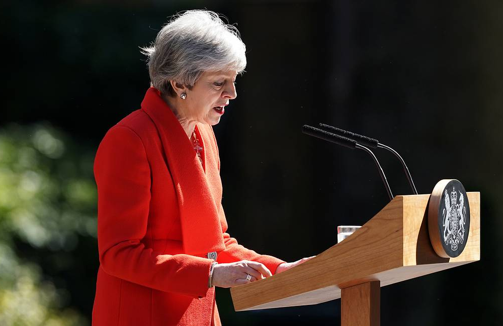 Премьер Великобритании Тереза Мэй объявила об отставке