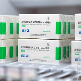 Первая партия китайской вакцины Vero Cell доставлена в Алматы