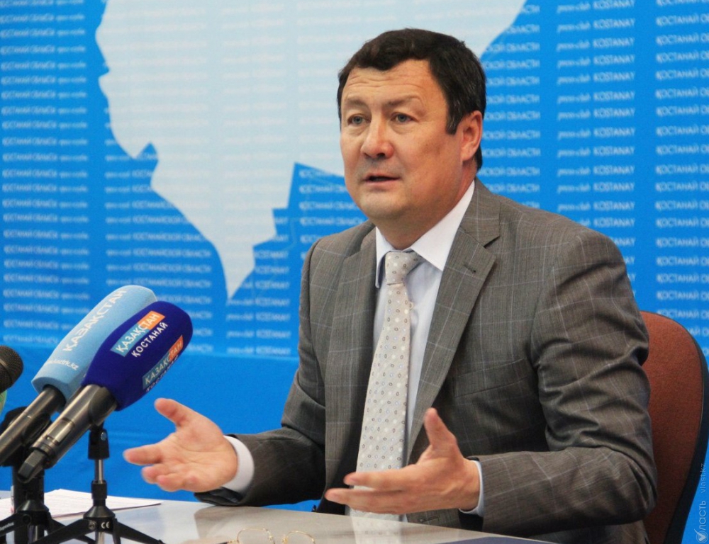 Аким Костаная Ахметбек Ахметжанов ушел в отставку после ареста двух заместителей 