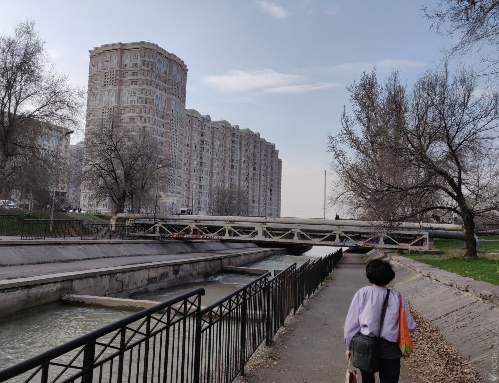 Акимат Алматы анонсировал планы масштабной реконструкции парков и набережных