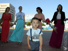 В столице поддержали Флешмоб Женственности. Фото Тамары Копыловой, Астана