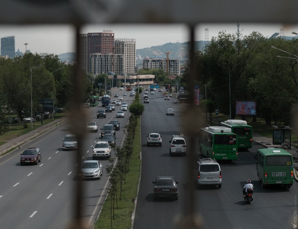 Фонд Urban Forum Kazakhstan предлагает снизить скоростной режим в Алматы до 30-50 км/ч