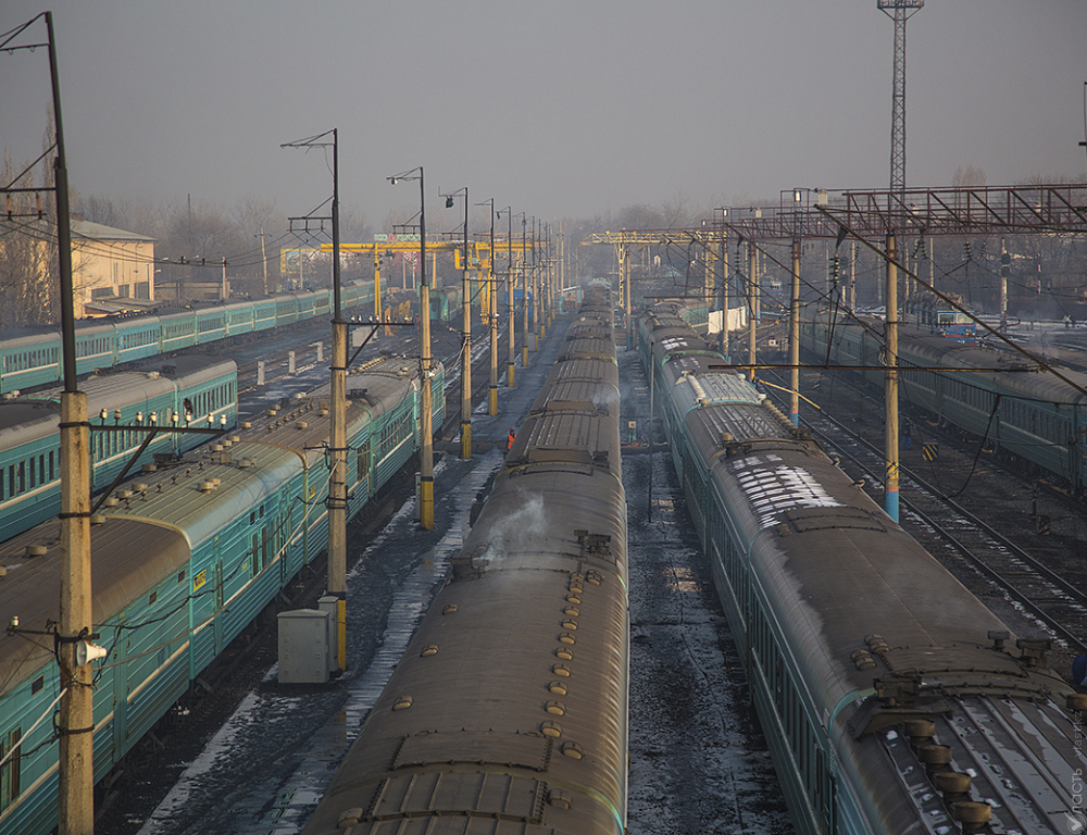 В Казахстане на летний период вводятся дополнительные поезда 