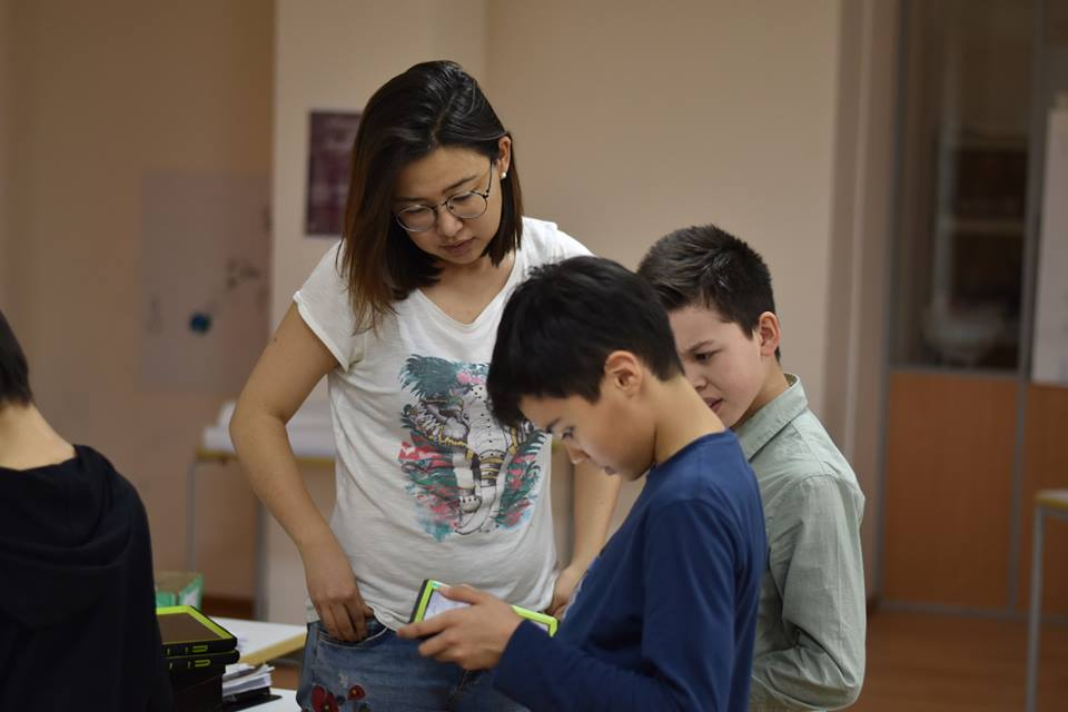 Алия Кадырова: «Школа – это сфера, в которой доминируют женщины, и мне очень это нравится»