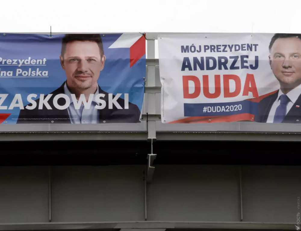 Действующий президент Польши и оппозиционный кандидат прошли во второй тур выборов