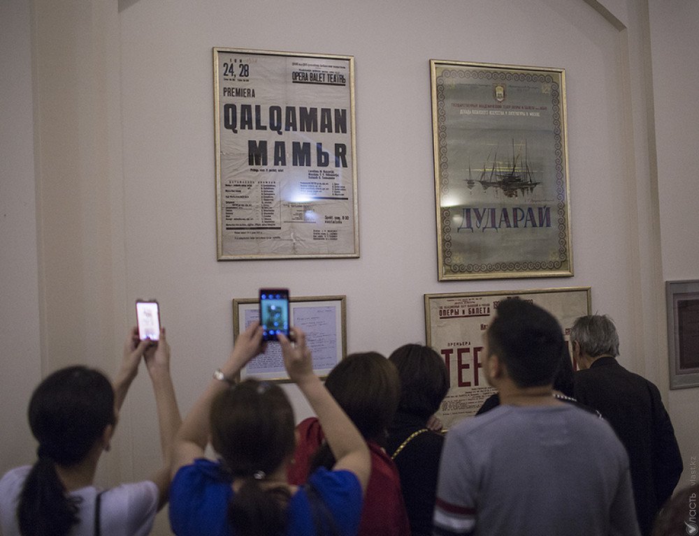 Гид по выходным: выставка Сауле Сулейменовой, разноголосье в Астане и любовь в «Бункере»