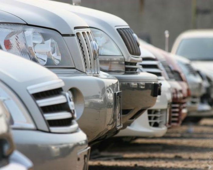 В 2016 году в Казахстане продали на 56% меньше авто, чем в 2015-м