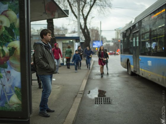  В Алматы приостановлены пригородные маршруты