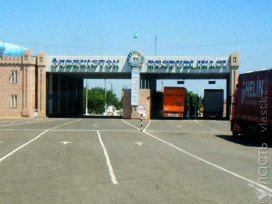Узбекская сторона отрицает наличие проблем при грузоперевозках с Казахстаном 