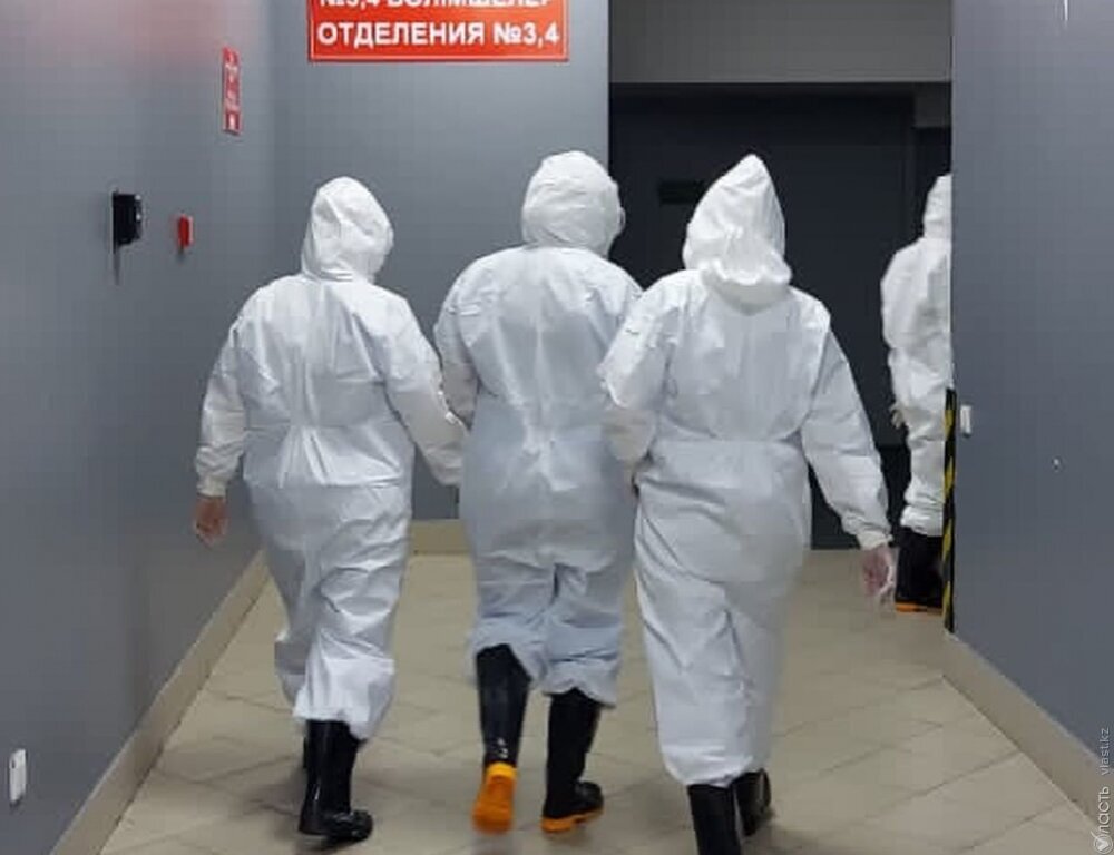 Два региона Казахстана перешли в «красную» зону по темпам распространения коронавируса