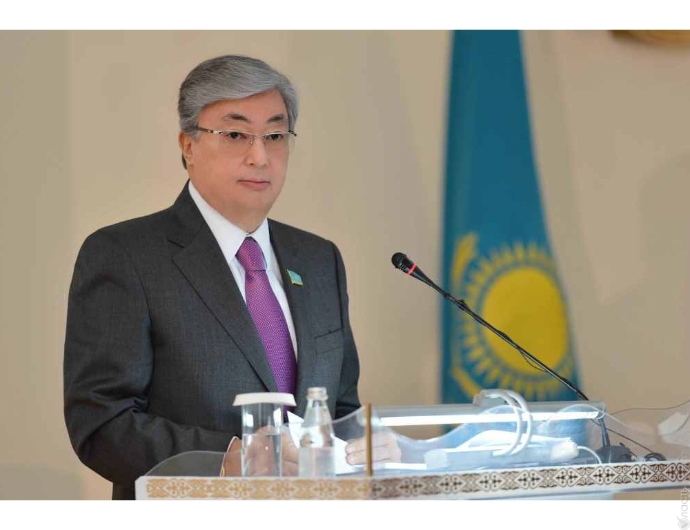 Токаев призвал обеспечить выполнение нормы о недопустимости продажи казахстанской земли иностранцам