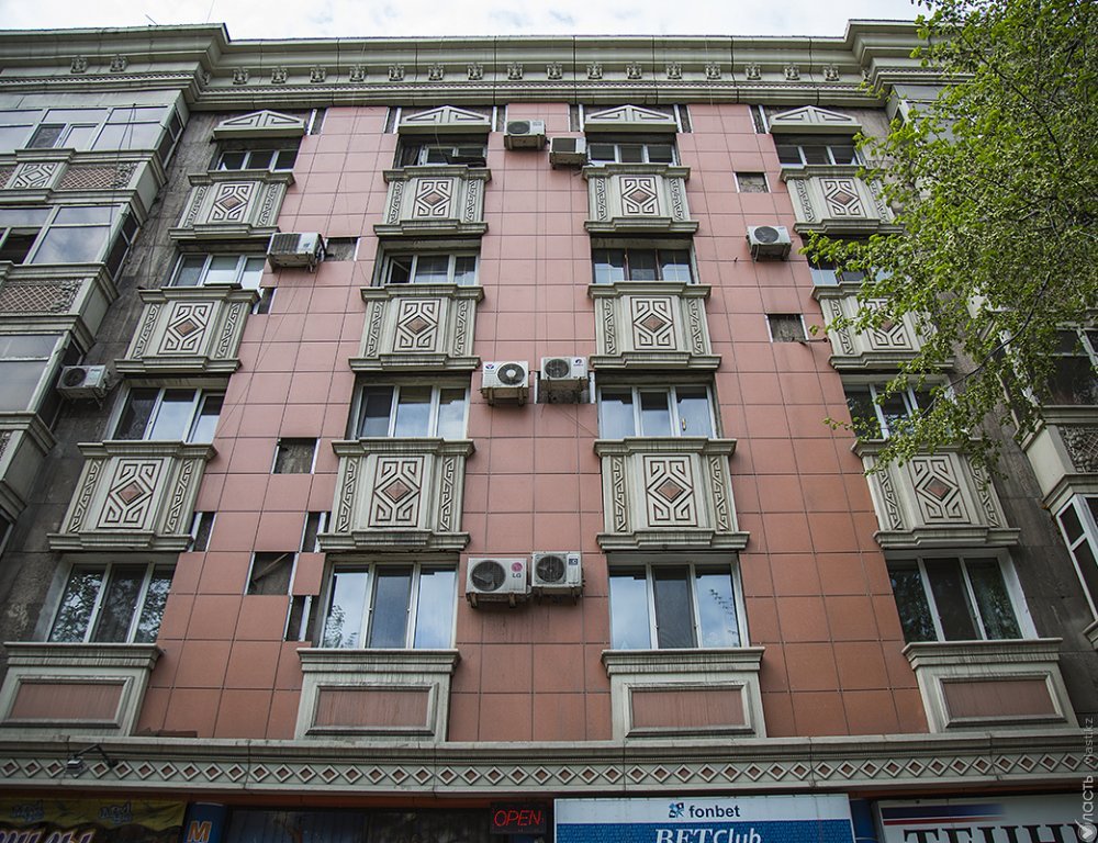 Собственники квартир в Казахстане смогут самостоятельно управлять нежилыми помещениями