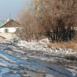 В Казахстане будет создана  комиссия по расследованию причин размыва плотины под Карагандой