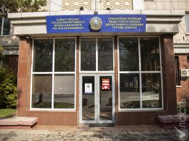 Родители погибшей в Алматы девочки требуют профессионального расследования дела