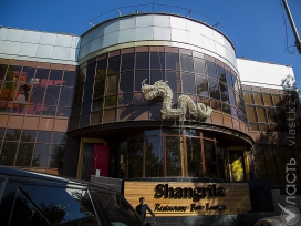 Украшает ли Алматы ресторан Shangrila? 