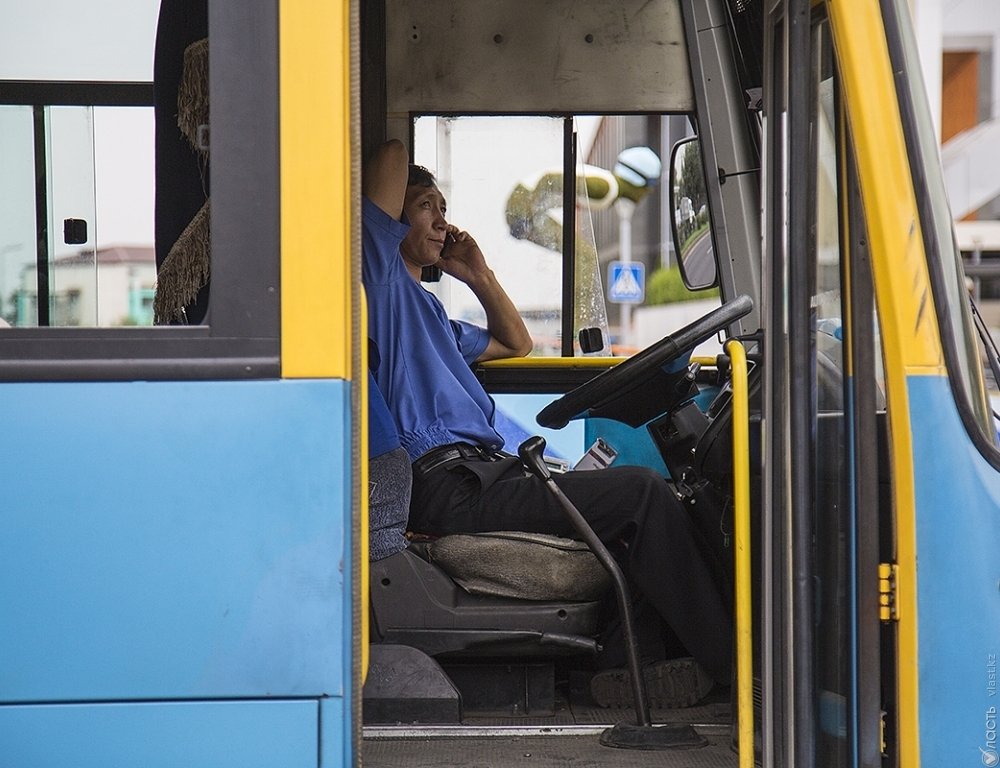 В Астане не хватает водителей общественного транспорта