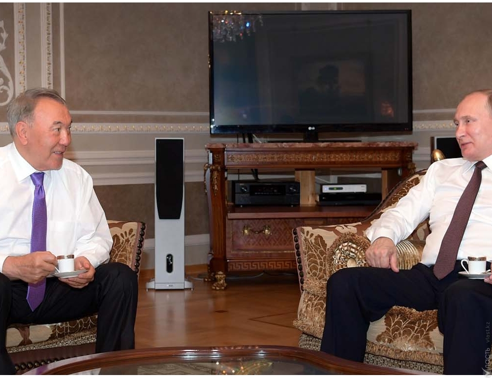 ​Путин и Назарбаев обсудили двустороннее и интеграционное сотрудничество в Санкт-Петербурге