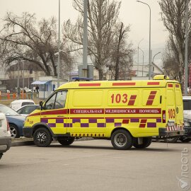 В Алматы двух пассажиров общественного транспорта доставили в больницу