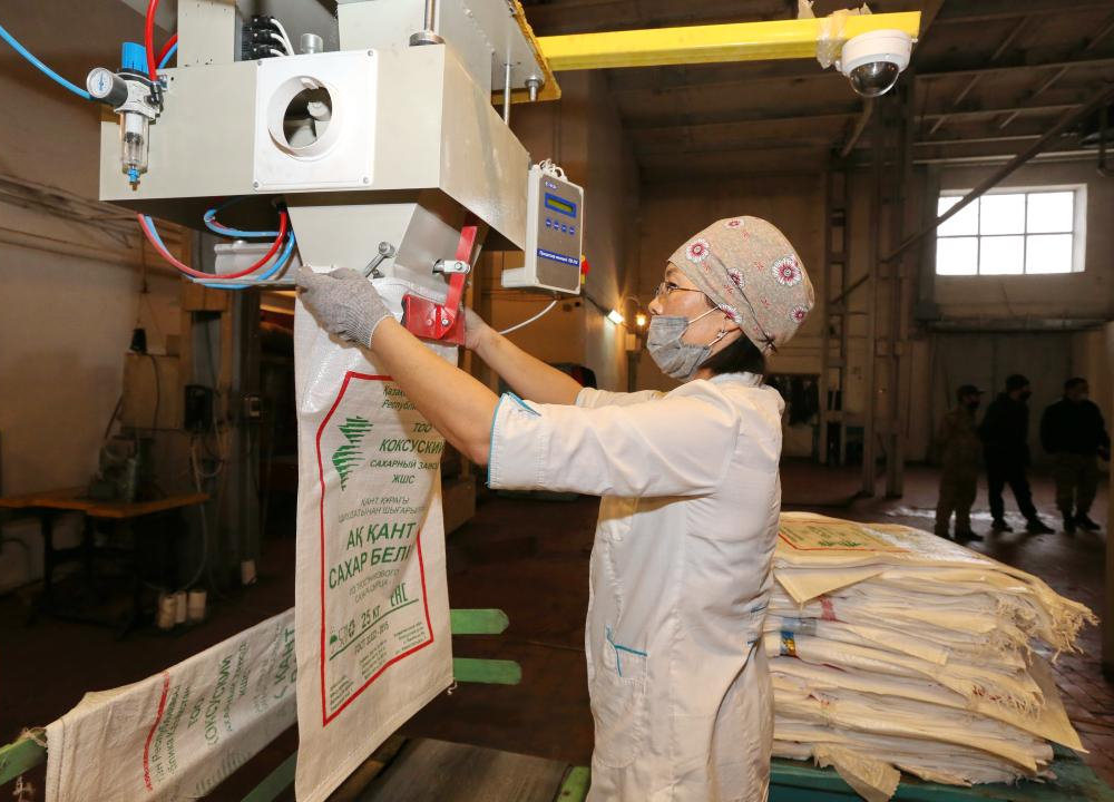 Правительство обещает обеспечить сахарные заводы Казахстана гарантированным сырьем и сбытом – Султанов 