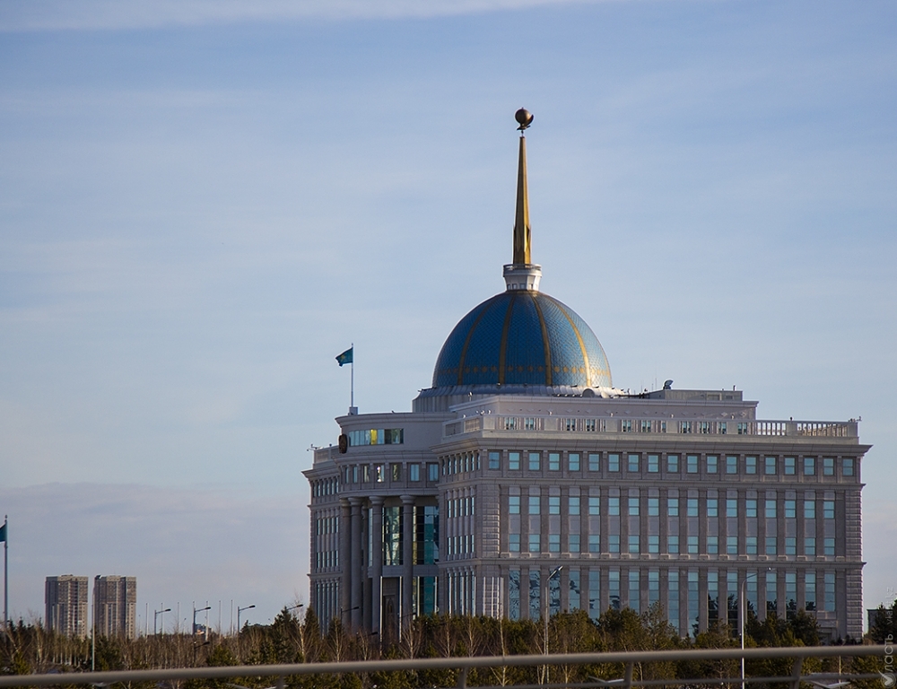 Назарбаев реорганизовал два министерства