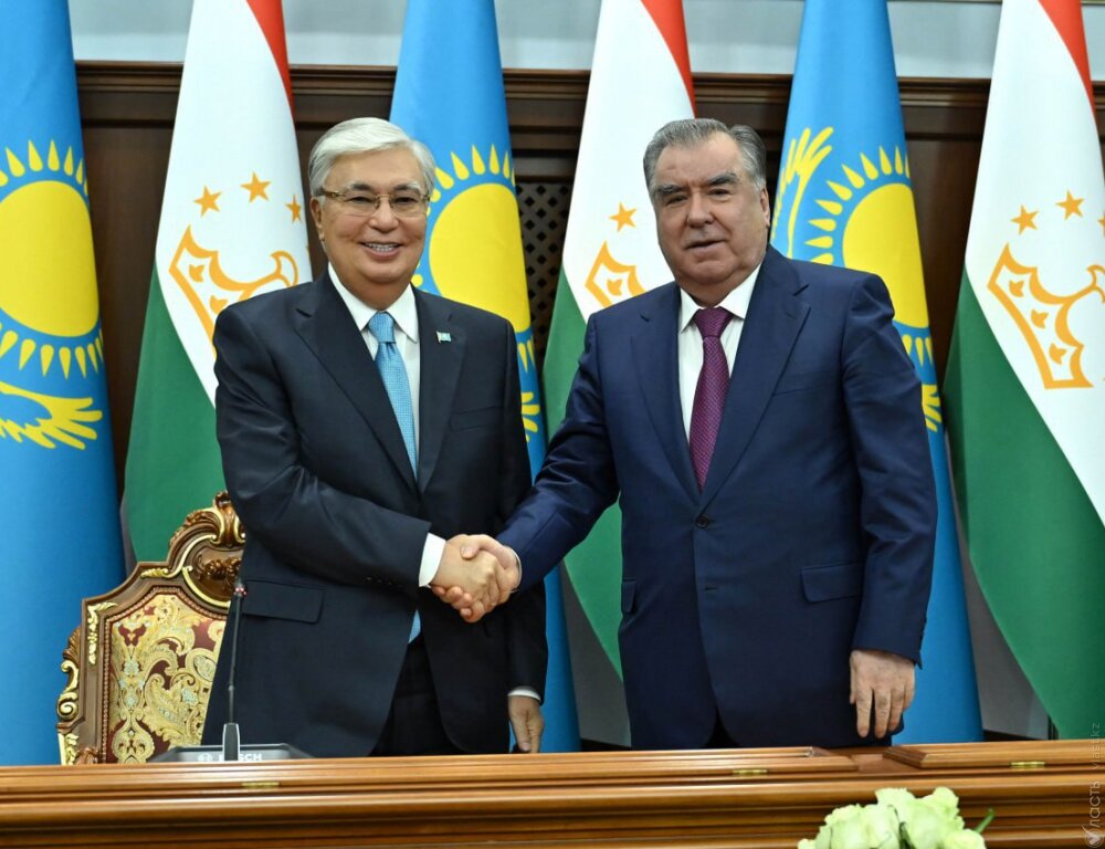 Токаев на этой неделе посетит с визитом Душанбе