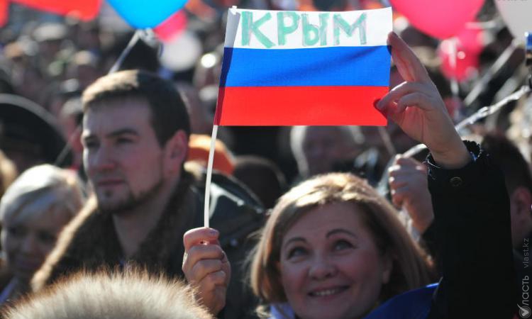 Назарбаев отметил противостояние России и Запада по вопросу Крыма и призвал стороны к мирным переговорам