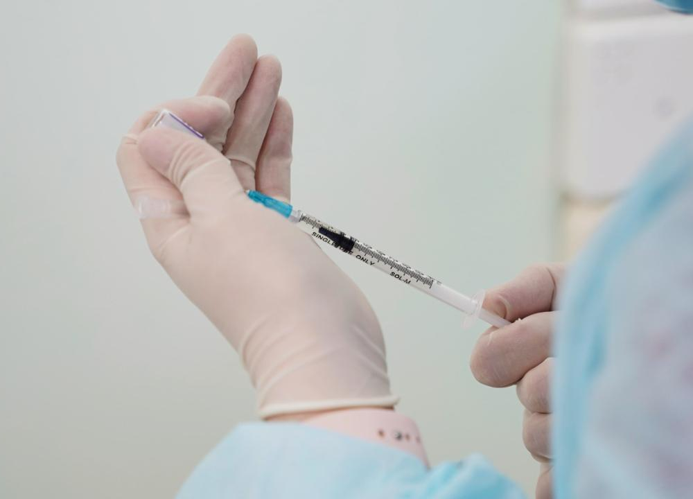 В ТРЦ столицы закрываются пункты вакцинации против коронавируса 