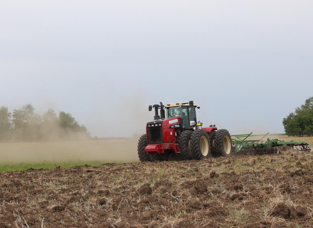 На весенне-полевые работы аграриям отгрузят 340 тыс. тонн удешевленного дизтоплива
