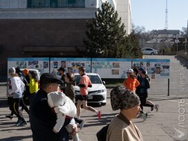 The Week in Kazakhstan: Upsetting Race