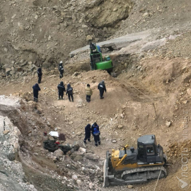 Близ шахты «Майкаинзолото» спустя полгода найден автобус спасателей