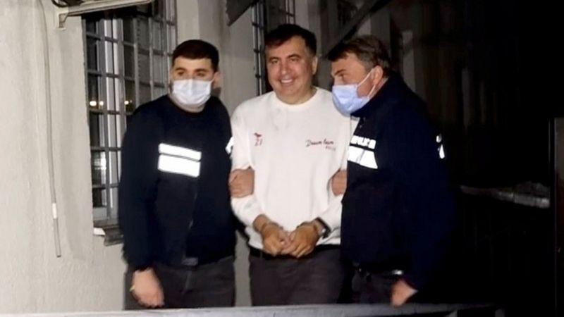 Саакашвили объявил голодовку в тюрьме Грузии