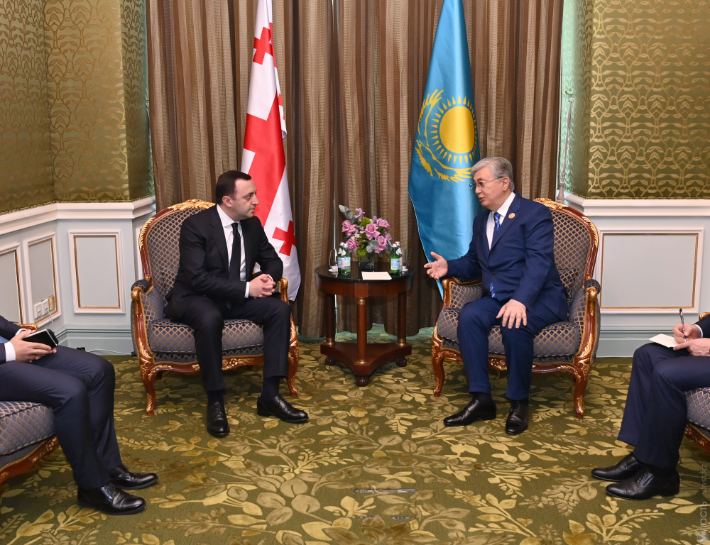 Токаев встретился с премьер-министром Грузии Ираклием Гарибашвили