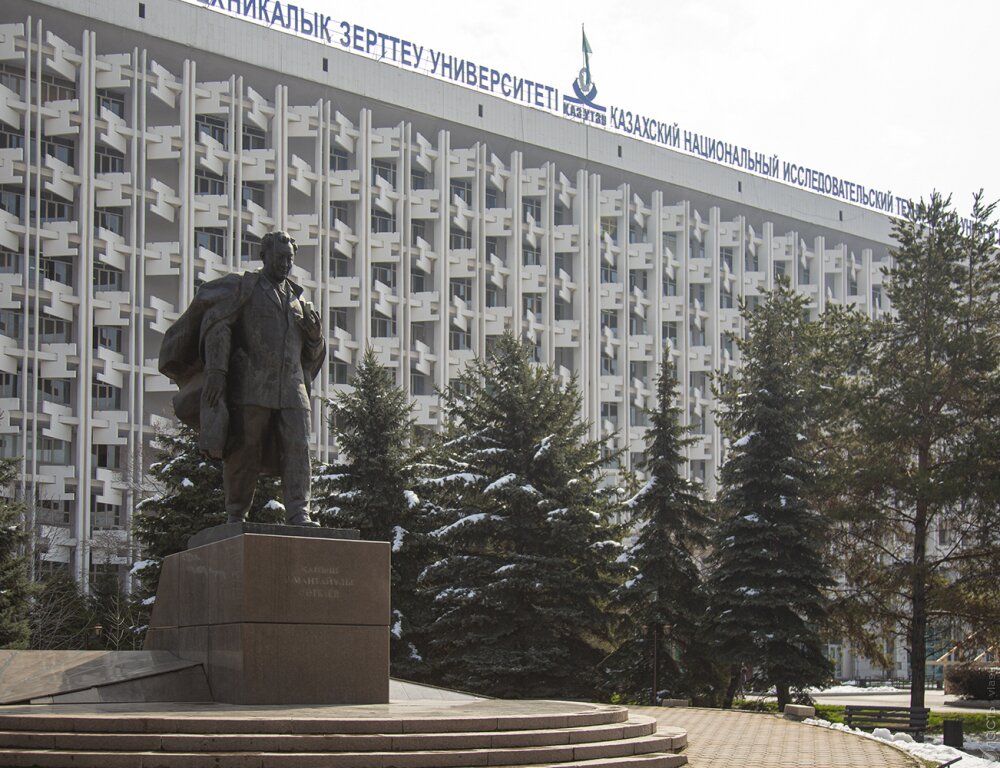 Казахстан не собирается выходить из Болонской системы образования – Токаев