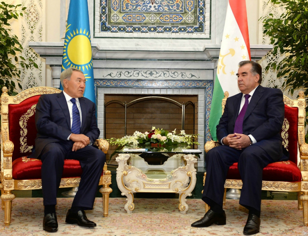 Назарбаев прибыл с официальным визитом в Таджикистан