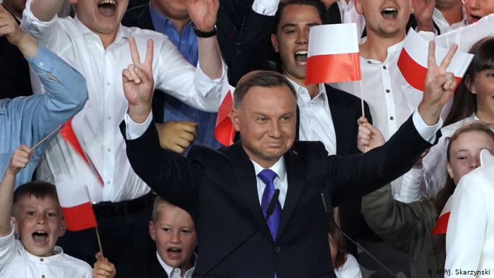 Дуда снова президент — что ждет Польшу и что говорят те, кто за него не голосовал?