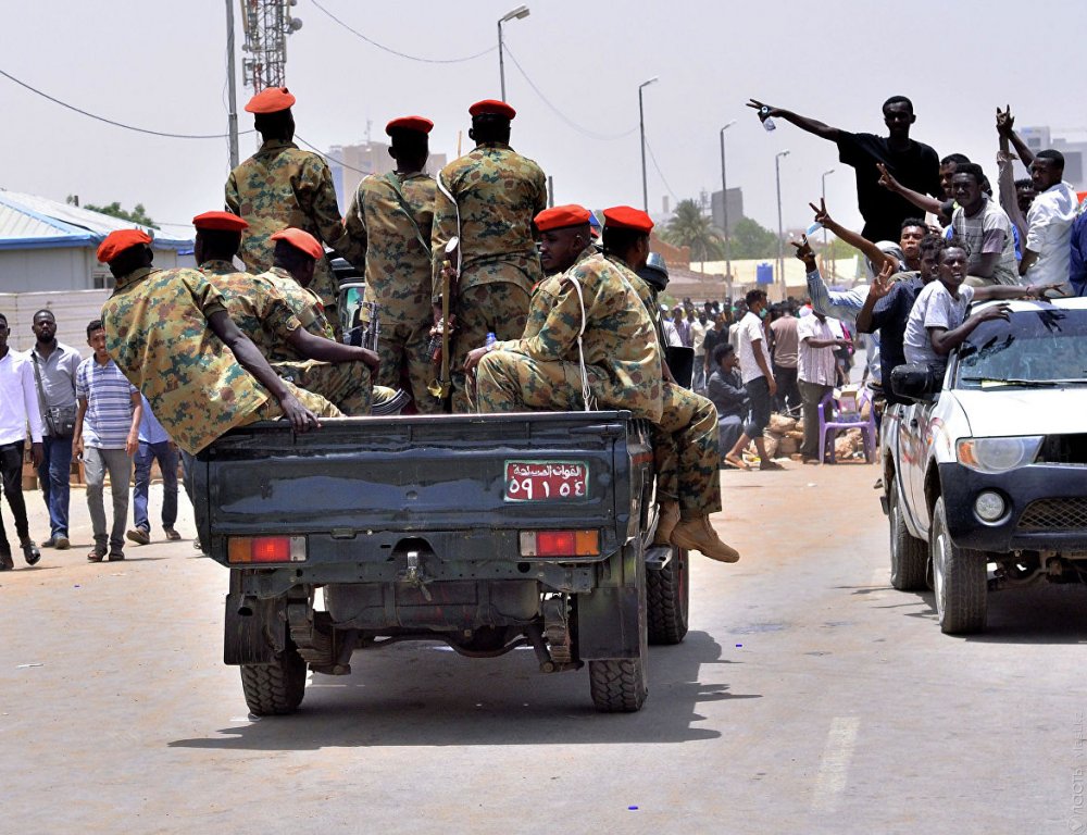 Военный совет Судана объявил о формировании временного правительства