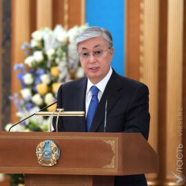 В условиях глобальных вызовов взаимная поддержка казахстанцев имеет особое значение – Токаев