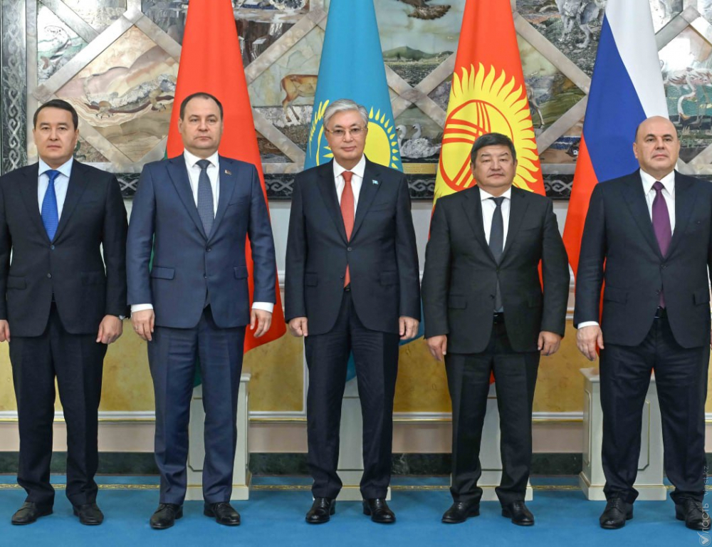 Токаев напомнил странам ЕАЭС о необходимости заниматься экономической интеграцией и развитием торговли