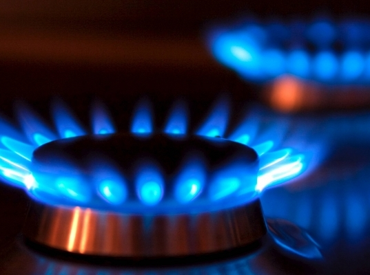 Мажилис одобрил поэтапную дерегуляцию оптовых цен на газ