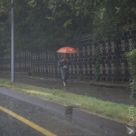 На большей части Казахстана до конца недели сохранятся сильные дожди