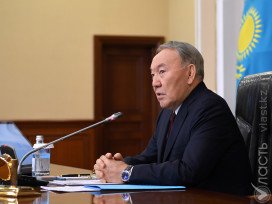 Назарбаев выразил соболезнования президенту Алжира