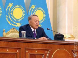 Назарбаев заверил казахстанцев, что девальвации в стране не ожидается
