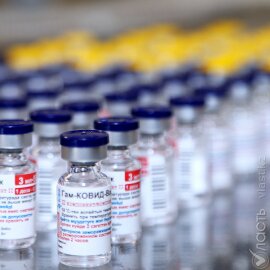 Россия поставит Казахстану дополнительно 4 млн доз вакцины «Спутник V»